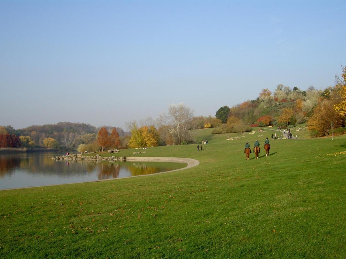 Gite Mella La Courneuve Exterior foto